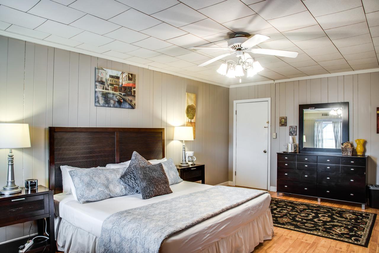Cliff Dwellers Inn ブローイング・ロック エクステリア 写真